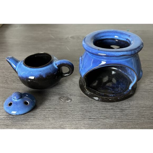 Country Blue Teapot Essential Oil Warmer/Diffuser. - Picture 1 of 3